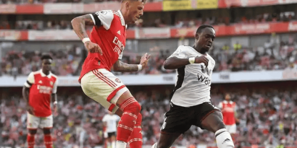 周二010 欧冠：控球体系VS高压逼抢！国米主场战阿森纳，双核与定位球的对决