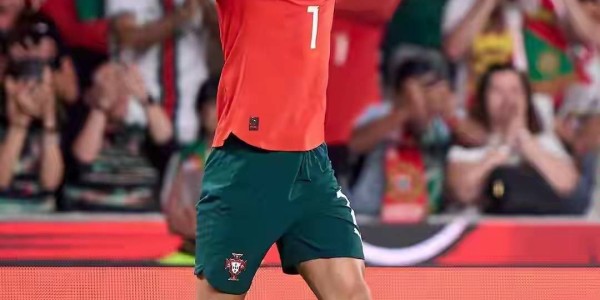 3-1戴帽+0提争冠！穆帅野心炸了 要给葡超抢3个欧冠名额？