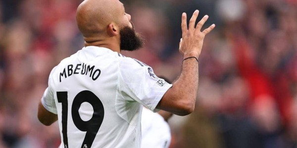 复盘利物浦1-2曼联：绝境阿莫林绽放能量，斯洛特新援仍无状态