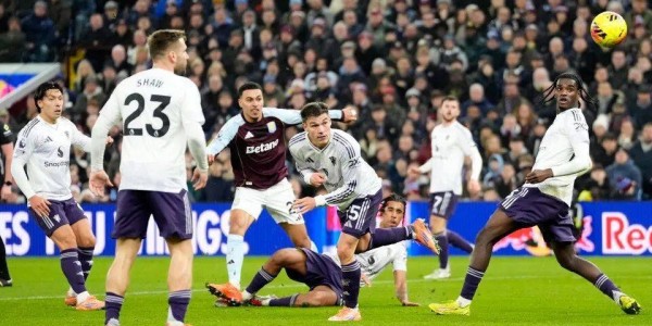 曼联1-2负维拉且B费受伤下轮缺阵！屋漏逢连夜雨，阿莫林必须买人