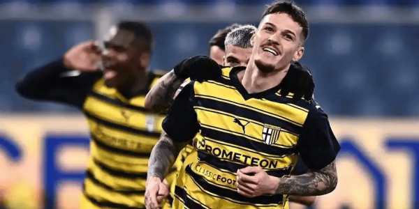 意甲焦点战：国际米兰客场破局 帕尔马主场难挡蓝黑锋芒