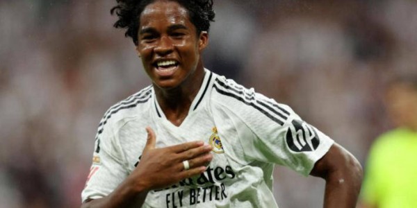 官宣加盟！皇马新大罗亮相法甲赛场，传射俱佳天赋爆发，剑指2026世界杯