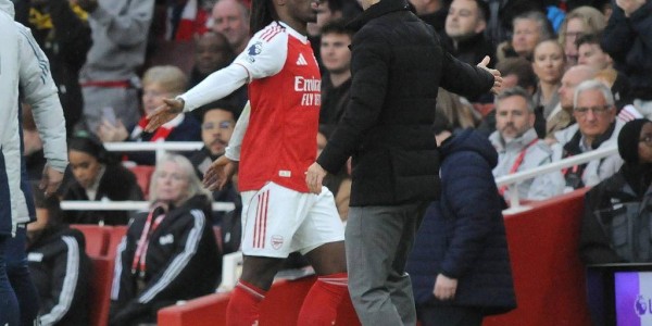 英超-埃泽攻破老东家大门 阿森纳1-0小胜水晶宫4分领跑