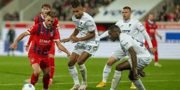 德甲保级生死战：沃夫斯堡VS海登海姆，残阵对决下的命运博弈