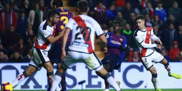 周日021法甲：斯特拉斯堡VS洛里昂 东部劲旅遇布列塔尼黑马，主场之争见真章