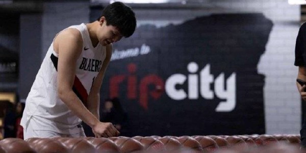 杨瀚森：新赛季珍惜上场时间 跟随大哥们脚步