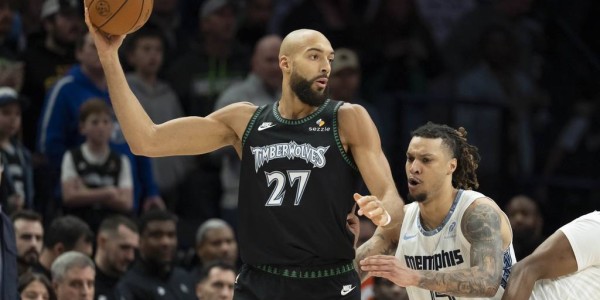 杰克逊28+12戈贝尔16+16 灰熊险胜森林狼