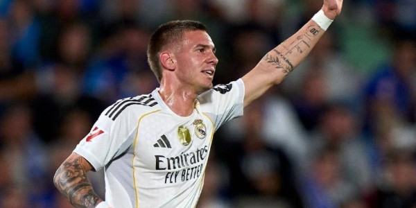 西甲领头羊易主！姆巴佩10连斩领跑射手榜，皇马1-0登顶宣战巴萨