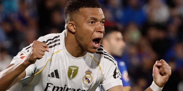 姆巴佩：11场15球，领跑射手榜，身价却不及亚马尔