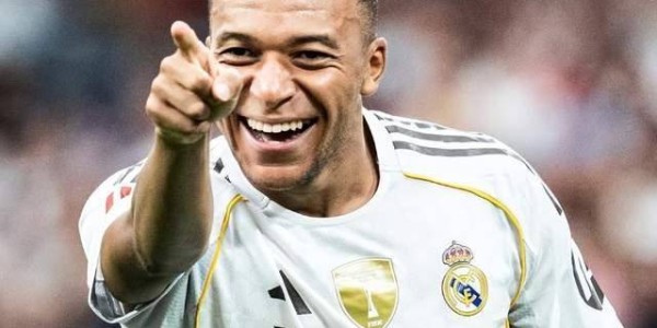 皇马冲14冠！姆巴佩飞行4500公里空降决赛：9战巴萨12球