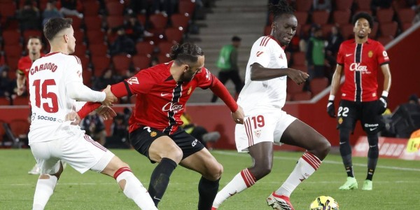 4-1,22岁巴萨旧将发威,西甲第18大胜西甲第14,塞维利亚无缘2连胜