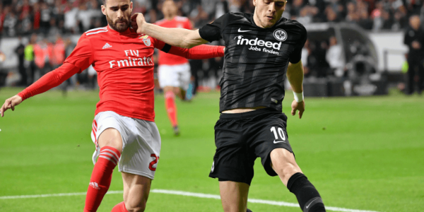 欧冠生死战：法兰克福VS加拉塔萨雷——战术博弈与命运对决的深度剖析