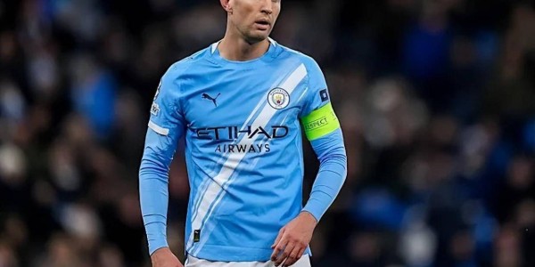 斯通斯伤情未明，曼城欧冠遭遇防线轮换危机