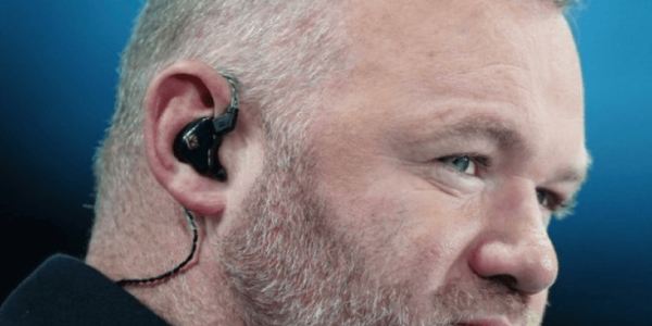 曼联名宿质疑萨拉赫：没有职业道德，利物浦重金引援让他不开心了