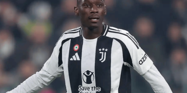 米兰体育热议穆阿尼转会大戏上演：巴黎要价过高，尤文深思熟虑