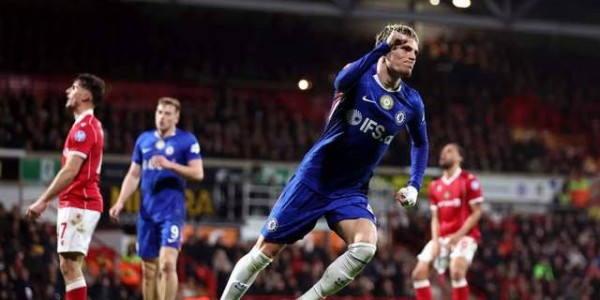 切尔西英足总杯逆转晋级，加纳乔表现抢眼，四天后迎战巴黎