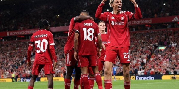 利物浦废柴德甲重生，身价暴涨1500万欧，力压阿诺德入选英格兰队