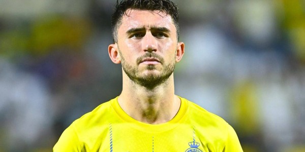 31岁名将重返西甲！离队7年：夺14冠狂赚7300万人生赢家