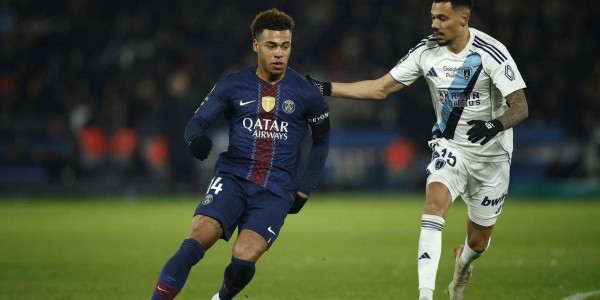 法甲最新积分榜揭晓：巴黎圣日耳曼虽胜仍难登顶，朗斯稳居榜首