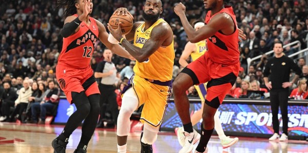 詹姆斯今天缺战凯尔特人 若再缺席一场本季无法评奖