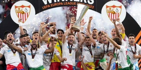 西甲中游对决！塞维利亚主场迎战埃尔切，传统劲旅能否扭转颓势