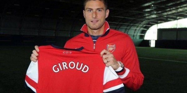 13年前统治法甲！25岁时吉鲁带队斩法甲金靴+冠军 随后1200万进厂