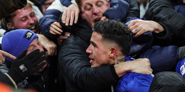 纽卡斯尔联 vs 曼城：卡拉宝杯圣詹姆斯公园直播，哈兰德第9分钟错失良机