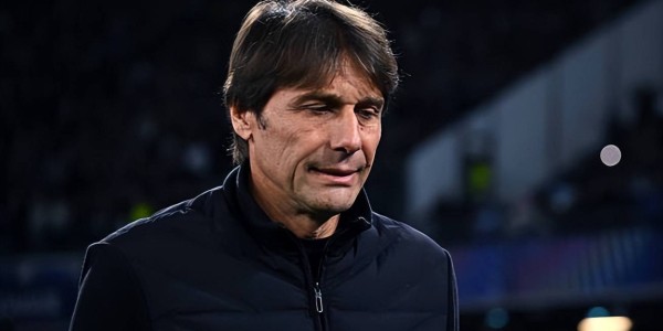 意甲冠军耻辱出局！孔蒂暴露最大短板7次参赛4次提前回家次次甩锅