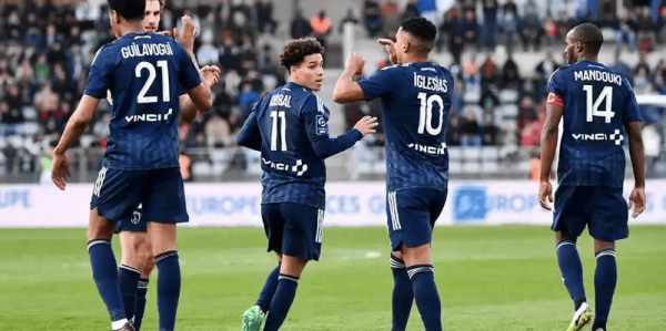 法甲焦点战：巴黎圣日耳曼VS巴黎FC，实力悬殊下的德比对决