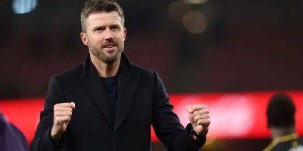 比德利赫特更强！曼联夏窗放大招，3500 万镑抢皇马铁闸