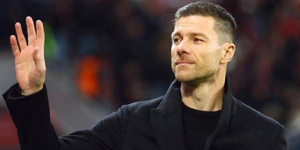 01、03惨败！皇马巴萨不敌英超队，曾经王者西甲辉煌不再？