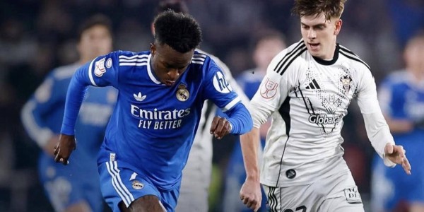 皇马再度换帅在即？高层紧急行动联系齐达内，誓拒“四大皆空”