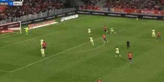 转身，射门，狂奔！38岁回法甲，吉鲁的进球停不下来