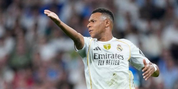 冲击C罗纪录！姆巴佩还有五场比赛机会，曼城之战成关键，但超越梅西仍无望