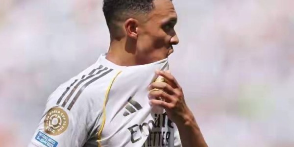 2大惊天变局！穆帅降维冲西甲？拉什福德1亿转会巴萨接班莱万？