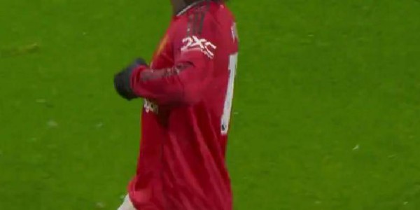 一场1-0！让曼联进前5，欧冠近在咫尺：和切尔西同分，3豪门争四