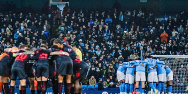 瓜迪奥拉十人轮换策略失灵，主场0-2负于勒沃库森引发球迷强烈不满