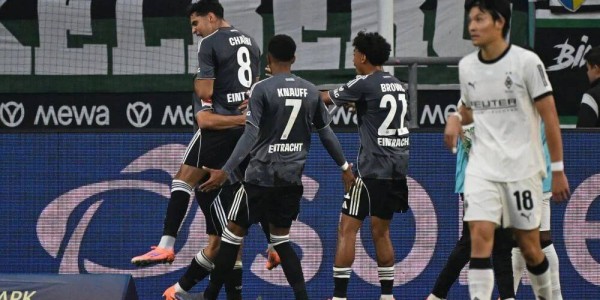 德甲太疯狂！轰10球+日本国脚2助攻，送5冠王赛季0胜垫底