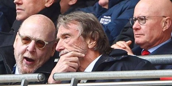 10场比赛首次！曼联迎战“最弱对手”，曾助维拉无缘欧冠的胜利回顾