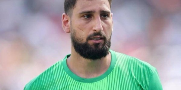 曼城签“世一门”机遇与挑战共存：反应扑救无人可及，脚下需升级