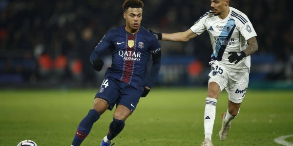 随着巴黎圣日耳曼2-0,马赛0-2,法甲最新积分榜：大巴黎仍无缘榜首