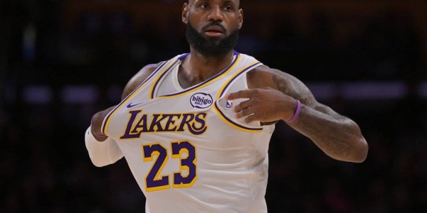 湖人自救从“詹东”发狠开始 老詹24分+神扣表现硬刚质疑