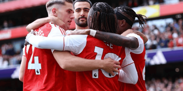 两大新援包揽进球，6000万球星梅开二度，彻底征服阿森纳球迷