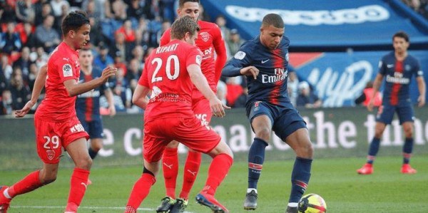 法甲中下游生死斗！南特主场盼首胜，欧塞尔客场能否延续黑马势头？