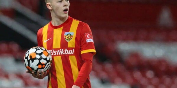 曼联冬窗离队首人确认！或是唯一转会球员，两阿莫林弃将转而留队