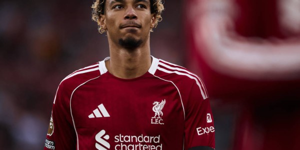 观战台：利物浦火拼阿森纳争英超榜首 梅西冲击第47冠