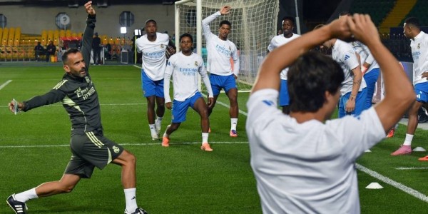 西甲经典对决：皇家马德里与巴塞罗那的世纪之战