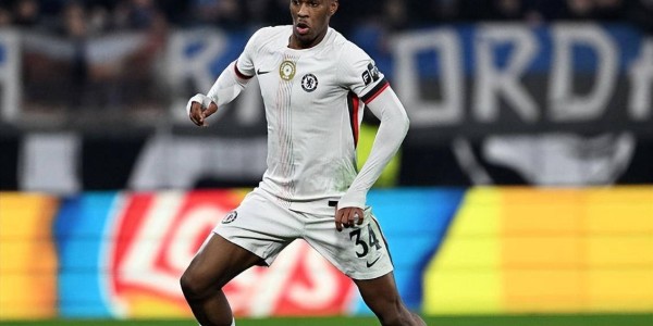 曼城瞄准切尔西天才全能后卫 阿昌庞，拜仁虎视眈眈 蓝军坚决不放人