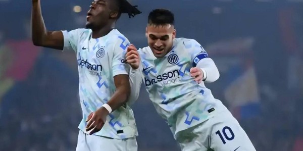 2-1！国米登顶意甲：齐沃激活带刀后卫，劳塔罗爆发，800万奖金在招手